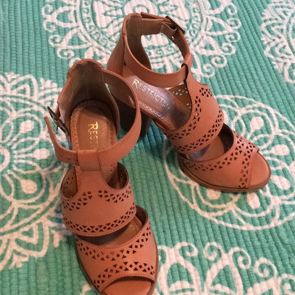Restricted Shoes - Restricted tan sandals. size 6 1/2